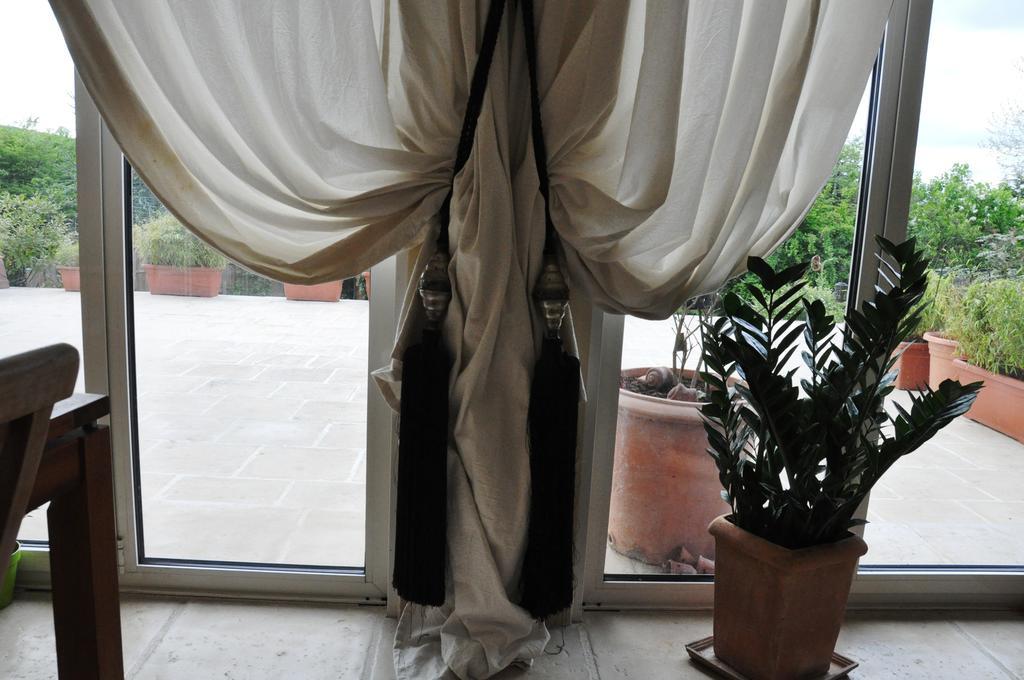 Chambre D'Hotes La Noue Bed & Breakfast Saint-Pierre-la-Palud Εξωτερικό φωτογραφία